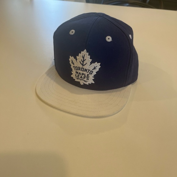 NHL | Toronto Maple Leafs Infant Cap - Picture 4 of 8